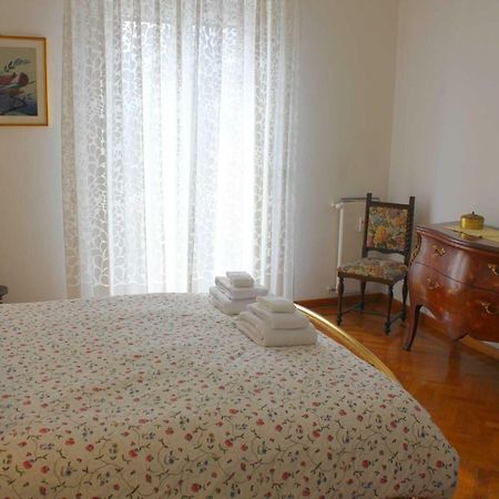 Casa Mila Apartment Леко Екстериор снимка